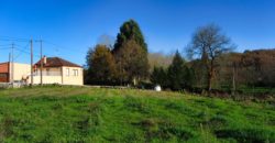 Country House with good sized plot of land at 1 km from the river Cabe