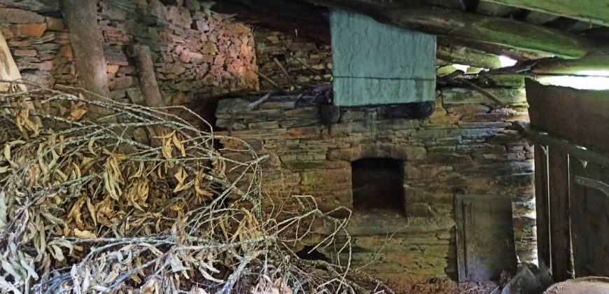 Geräumiges traditionelles Steinhaus in der Nahe des Naturschutzgebiets Caurel