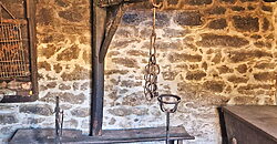 Herrenbauernhaus aus Stein mit Nebengebäuden und Grundstück Herrenbauernhaus aus Stein mit Nebengebäuden und Grundstück
