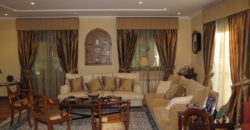 Luxury mansion on a large sized plot of land with guest house, heated swimming pool, etc.