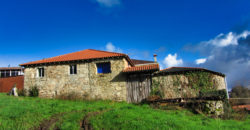 Beautiful stone-built house with land and beautiful views close to Monforte