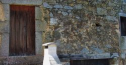 Steinhaus zu renovieren mit Weinbergen am Miño-Fluss