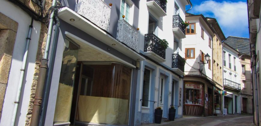 Sfeervol hotel te koop in het historische centrum van Mondoñedo