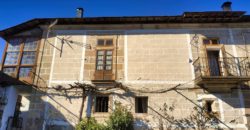 Historische Doppelhaushälfte mit Garten im Süden von Lugo