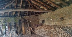 Casa labriega de piedra con segunda casa a rehabilitar y finca en A Pobra do Brollon