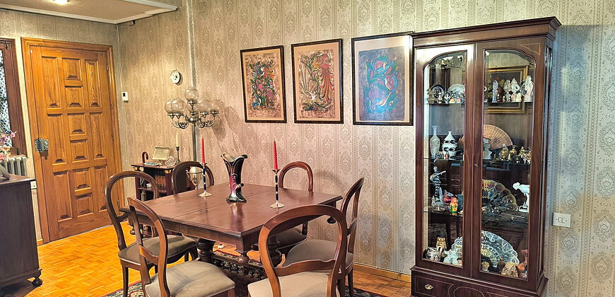 Spacious furnished flat in the centre of Monforte de Lemos