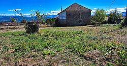 Gran casa rural de piedra con fincas, muy bien situada Gran casa rural de piedra con fincas, muy bien situada