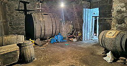 Gran casa rural de piedra con fincas, muy bien situada Gran casa rural de piedra con fincas, muy bien situada