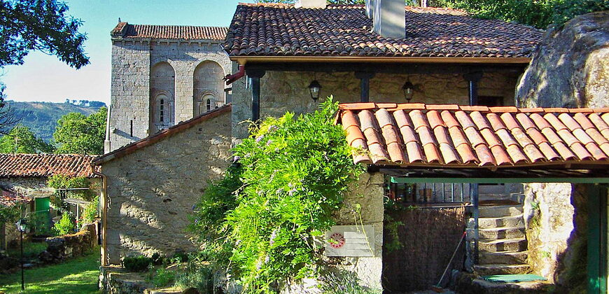 Se vende casa de turismo rural en inmejorable situación en la Ribeira Sacra