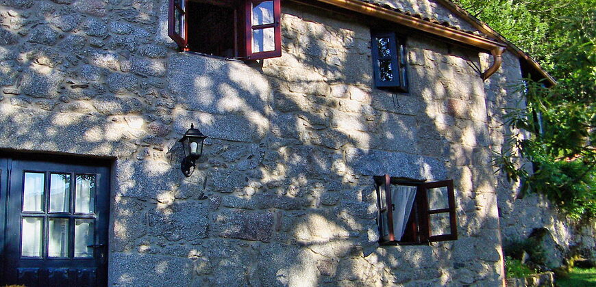 Se vende casa de turismo rural en inmejorable situación en la Ribeira Sacra