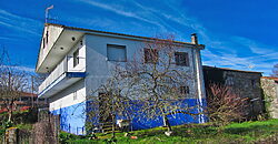 Country House with garden in the heart of the Ribeira Sacra region Country House with garden in the heart of the Ribeira Sacra region