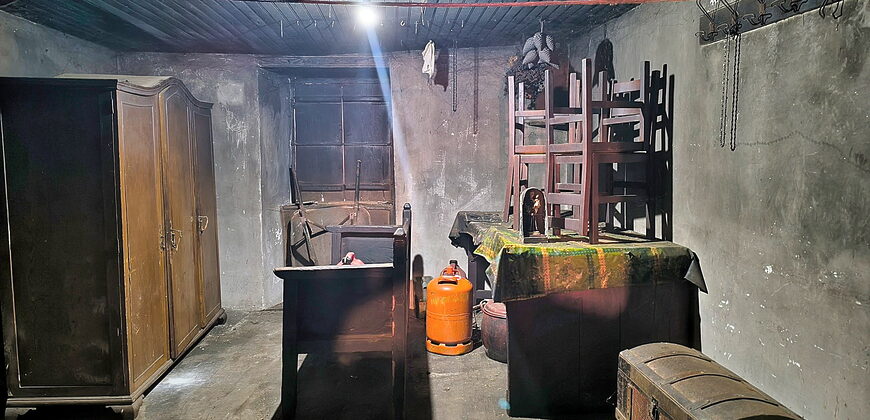 Hermosa casa tradicional de piedra a rehabilitar con anexos y amplia finca