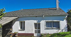 Bonita casa rústica de piedra con anexos y fincas en Palas de Rei Bonita casa rústica de piedra con anexos y fincas en Palas de Rei