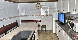 Charming habitable country home with land in Taboada