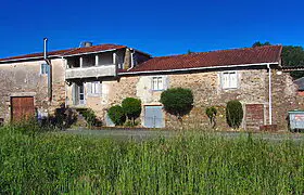 Large country house with courtyard and garden in Monforte de Lemos Large country house with courtyard and garden in Monforte de Lemos