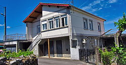 Ländlich gelegene Villa mit Innenhof und Terrassen in der Ribeira Sacra Ländlich gelegene Villa mit Innenhof und Terrassen in der Ribeira Sacra