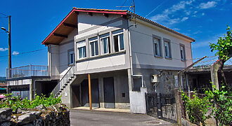 Lovely country villa with terrace and courtyard in the Ribeira Sacra