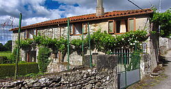 Schönes, renoviertes Natursteinhaus mit Garten in Monterroso Schönes, renoviertes Natursteinhaus mit Garten in Monterroso