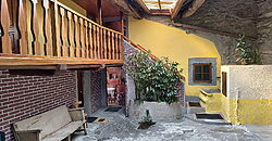 Schönes, renoviertes Natursteinhaus mit Garten in Monterroso Schönes, renoviertes Natursteinhaus mit Garten in Monterroso