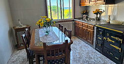 Fully habitable Country House with land and stunning views overlooking the Cabe valle Fully habitable Country House with land and stunning views overlooking the Cabe valle