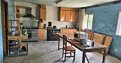 Detached country home with garden in the centre of the Ribeira Sacra