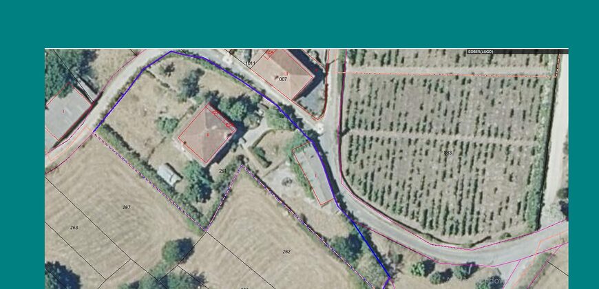Detached country home with garden in the centre of the Ribeira Sacra