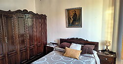 Townhouse with potential for business located in Ferreira de Panton