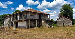 Complex of 3 stone-built houses with a beautiful “hórreo” and land Complex of 3 stone-built houses with a beautiful “hórreo” and land