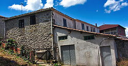 Partially renovated stone house with land in an attractive location Partially renovated stone house with land in an attractive location