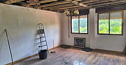 Partially renovated stone house with land in an attractive location Partially renovated stone house with land in an attractive location