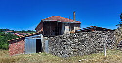 Rustic stone-built house to renovate with outbuildings and a large plot of land Rustic stone-built house to renovate with outbuildings and a large plot of land