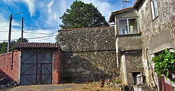 Habitable Country House with courtyard, outbuildings, land and lovely views Habitable Country House with courtyard, outbuildings, land and lovely views